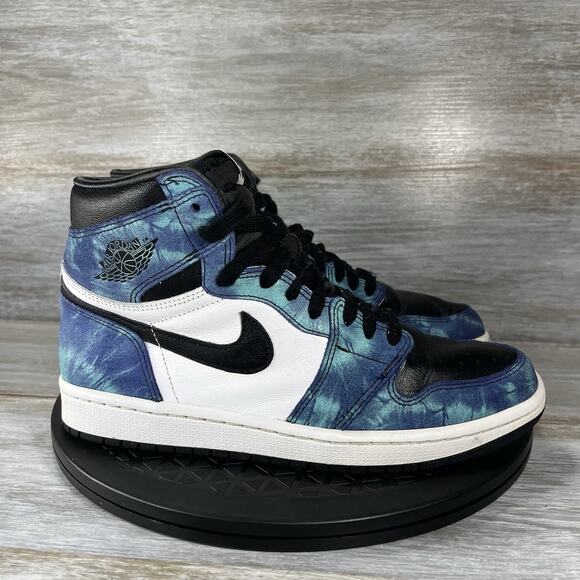 Nike Women's Air Jordan 1 Retro High OG Tie-Dye Sneakers Size 9 - Picture 3 of 8